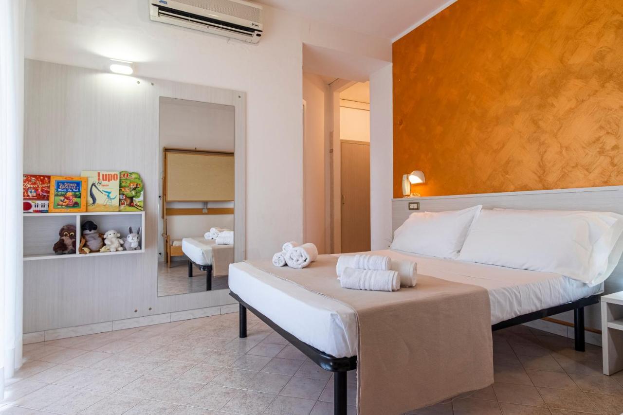 Hotel Tre Rose Riccione Ngoại thất bức ảnh