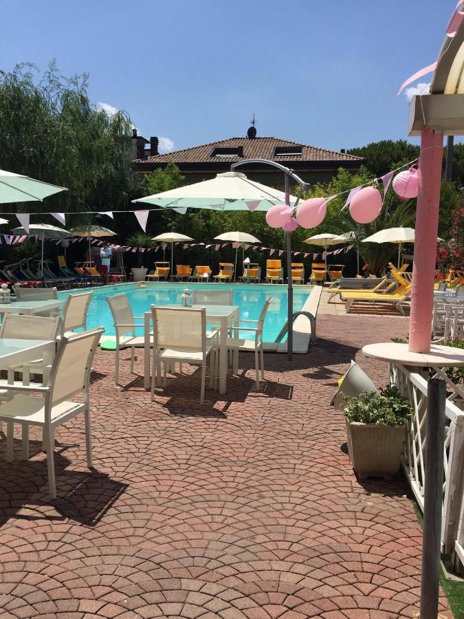 Hotel Tre Rose Riccione Ngoại thất bức ảnh
