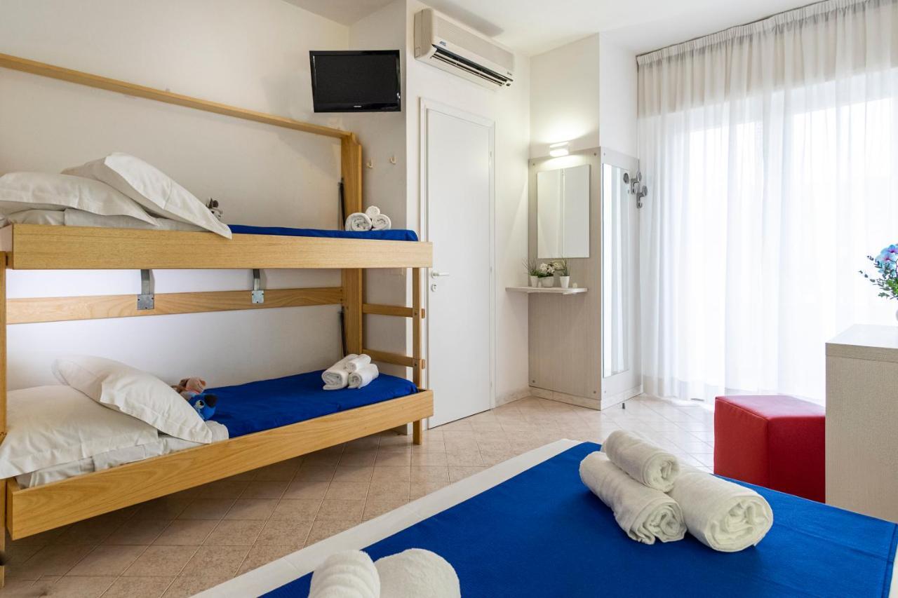 Hotel Tre Rose Riccione Ngoại thất bức ảnh